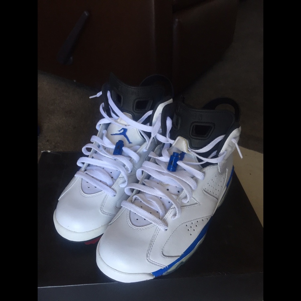 Air Jordan 6's